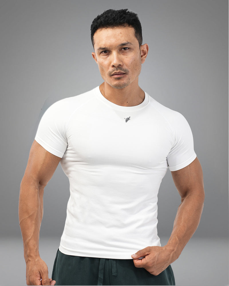 BRUCE WAYNE COMPRESSION T-SHIRT- WHITE