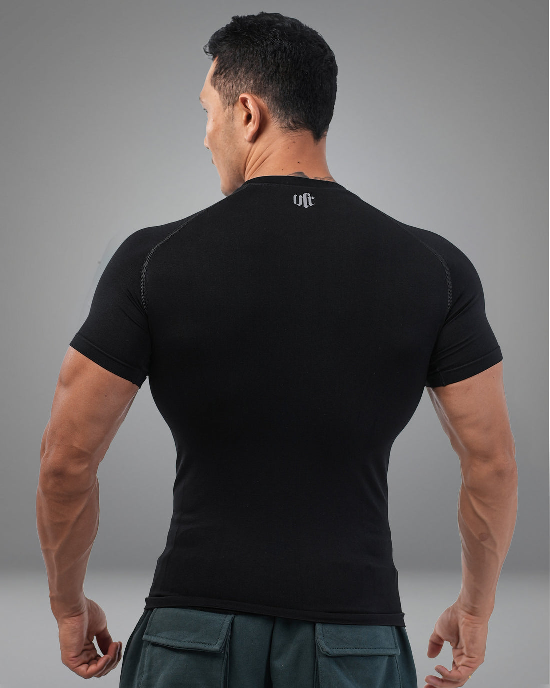 BRUCE WAYNE COMPRESSION T-SHIRT- BLACK